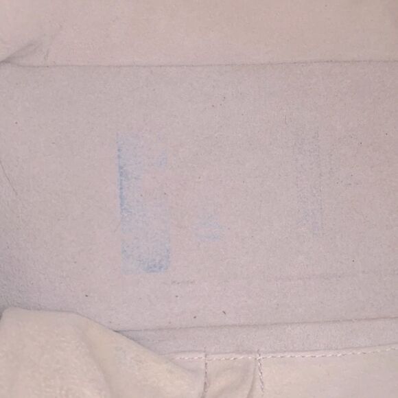 Goldenbleu Parker Quilted Yellow Patent Leather Shoulder Bag - Picture 9 of 12